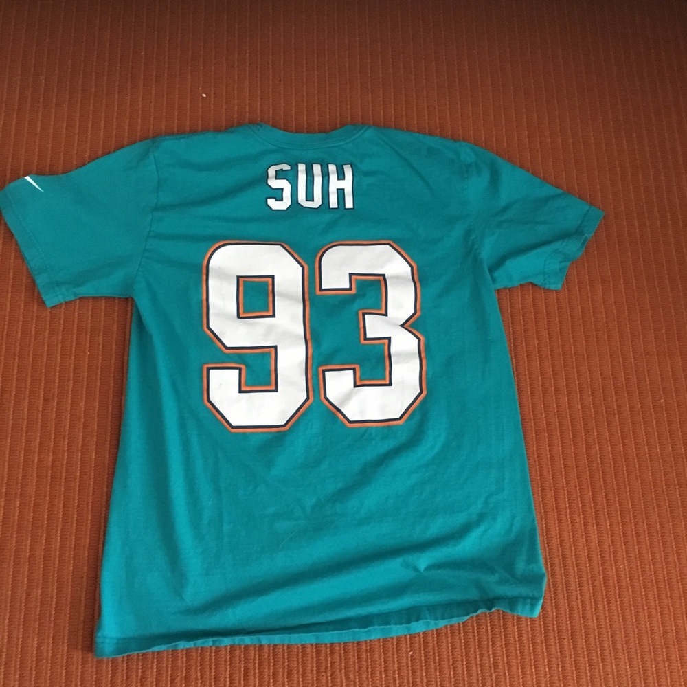 Suh Dolphins T-shirt!